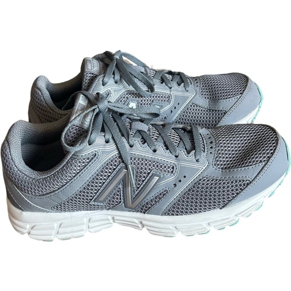 New Balance Light Gray Running Shoes - Picture 6 of 8